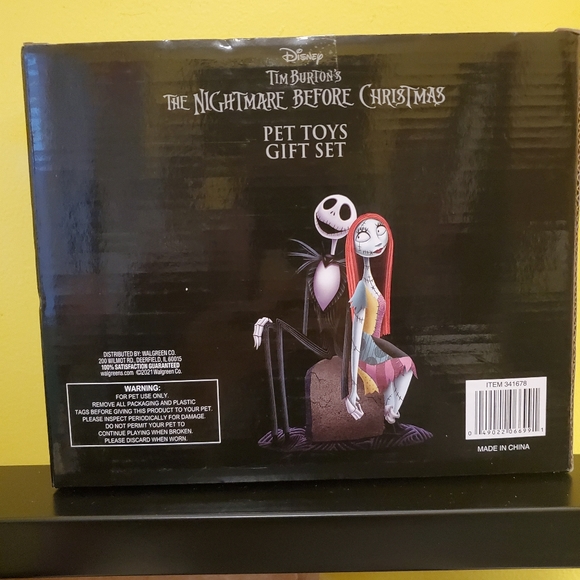 Dog The Nightmare Before Christmas Pet Toy Gift 4 Piece Set Nib